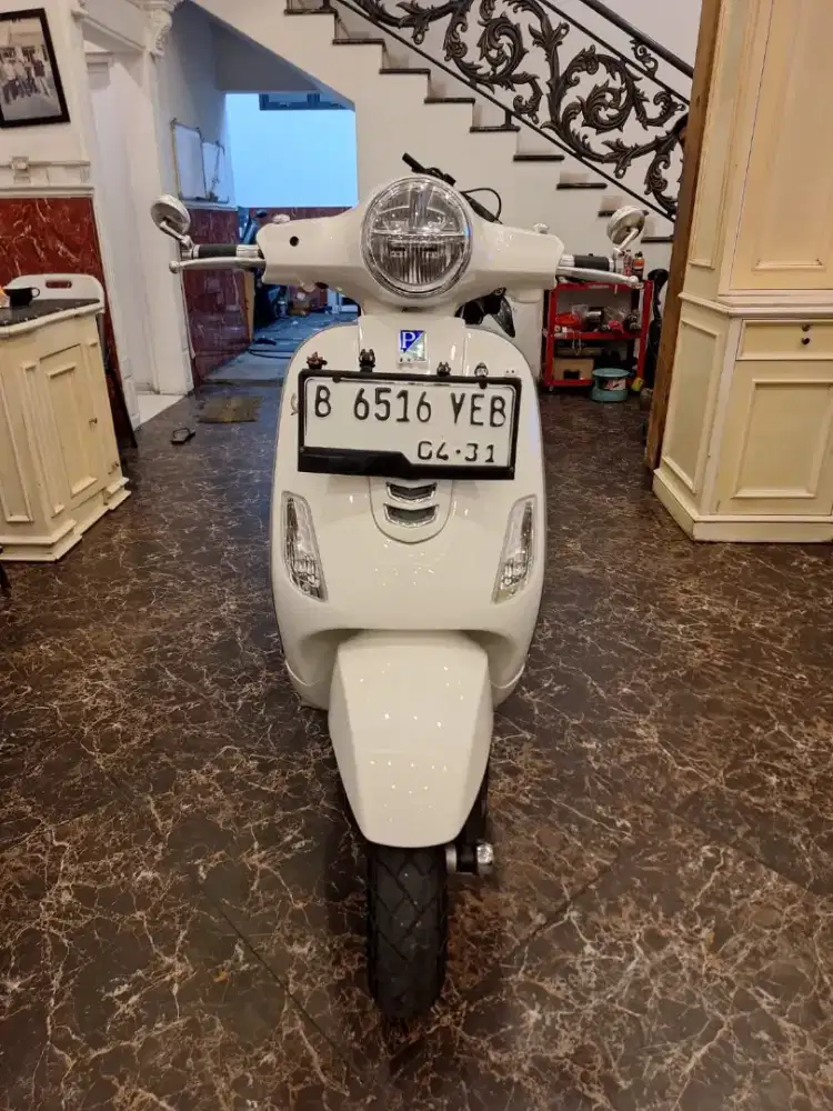 DP 1JT VESPA LX 150 CC NEW 2025 FULL VARIASI KM.2RIBUAN BISA DI ANTAR