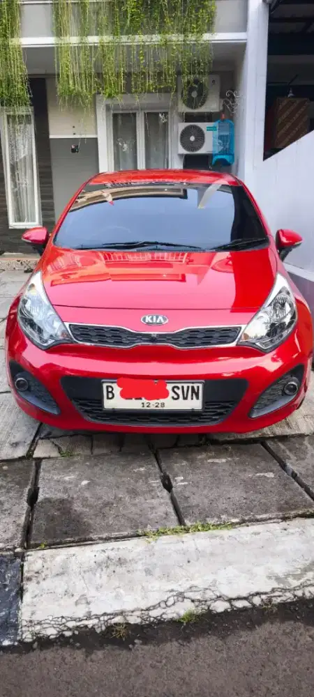 KIA RIO 2013 pemakaian 2023 - matic, merah,  km 30rb++
