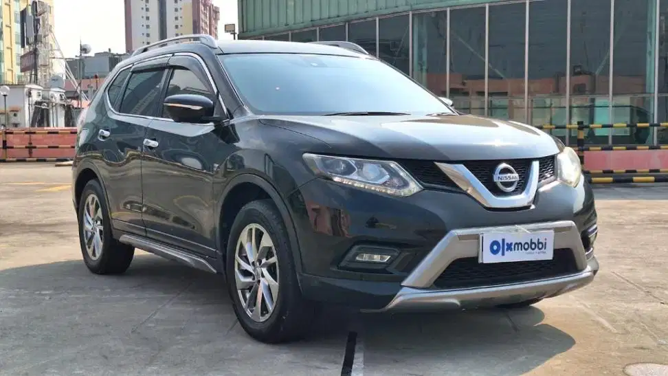 Pajak Panjang - Nissan XTrail 2.0 Hybrid-AT 2016