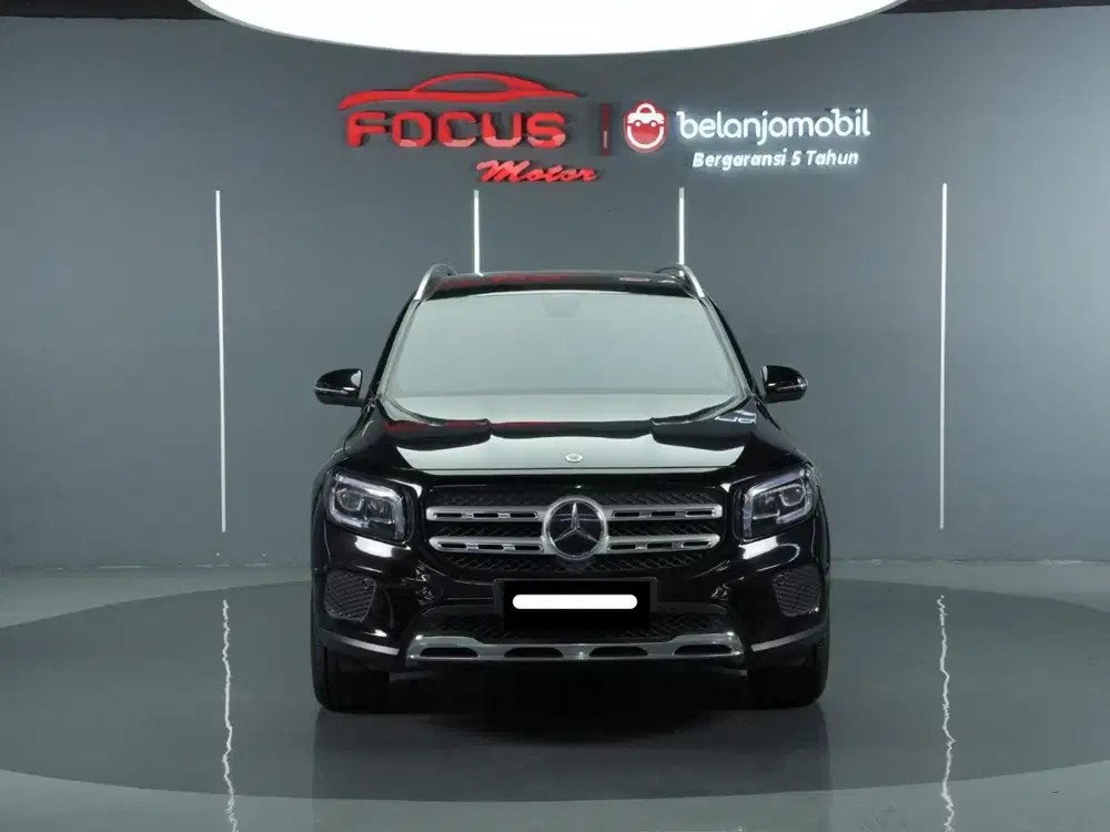 Mercedes benz mercy glb200 progressive line 2021 pakai 2022 hitam
