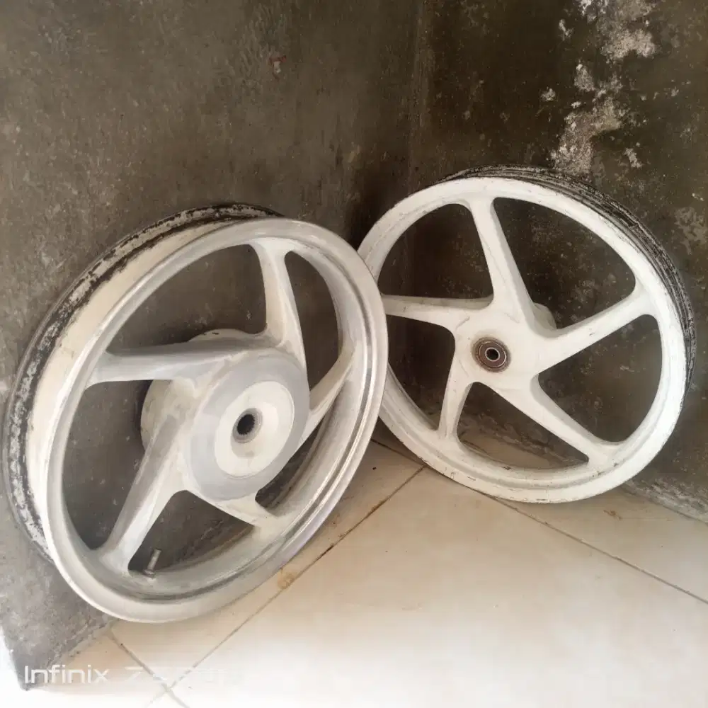 jual plek bekas ring 14