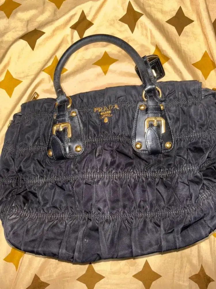 Prada Milano Gauffre Tessuto Nylon