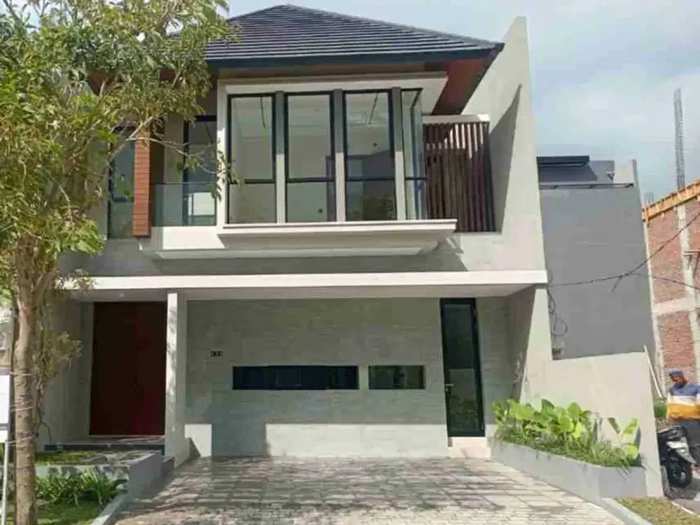 Dijual rumah di citraland woodland 2 lantai . Surabaya