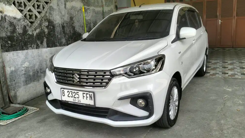 Dijual Ertiga GL Automatic 2020 Putih di Madiun