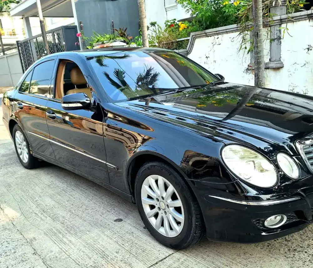 {Pjk AGT 2027 Km 84rb} 2009 Mercedes E230 Body Mulus Interior Originil