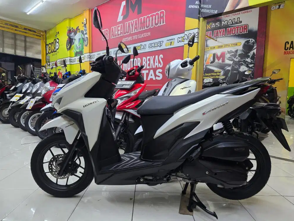 New Vario 125 tahun 2022