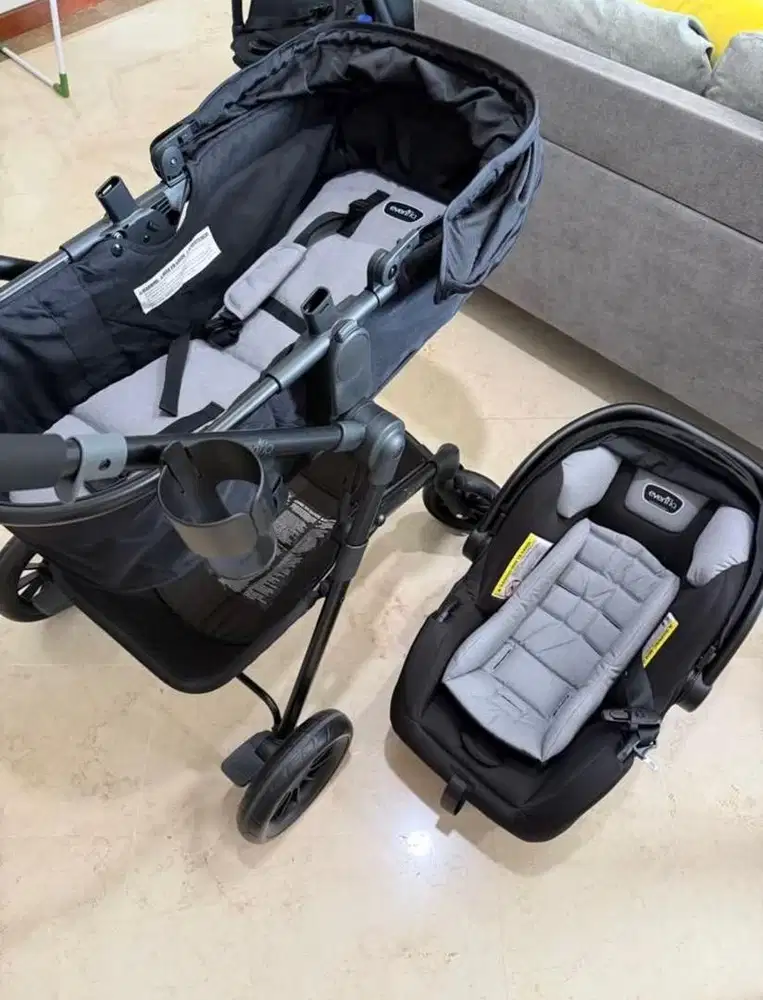 Evenflo Pivot Modular All in