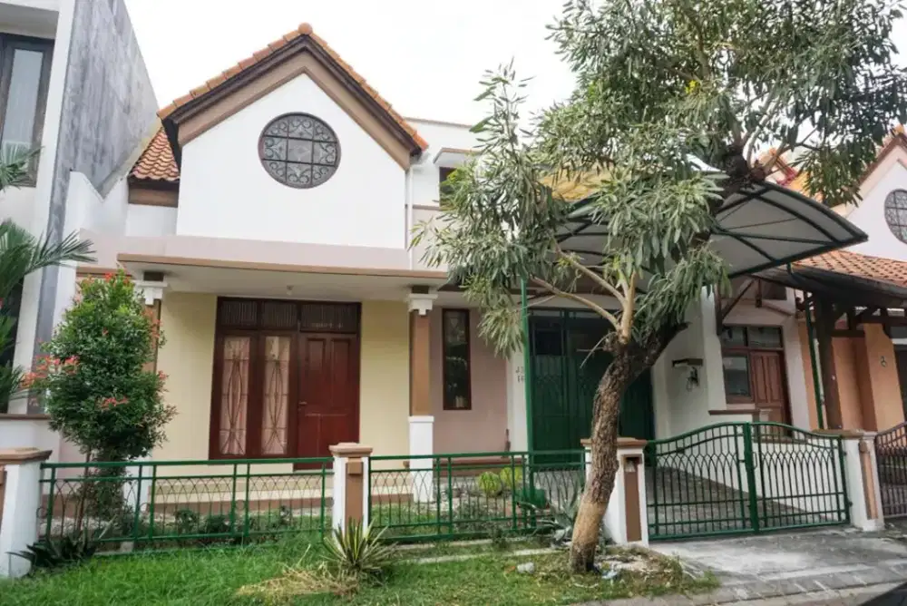 DISEWAKAN RUMAH PURI WIDYA KENCANA CITRALAND UTAMA SBY