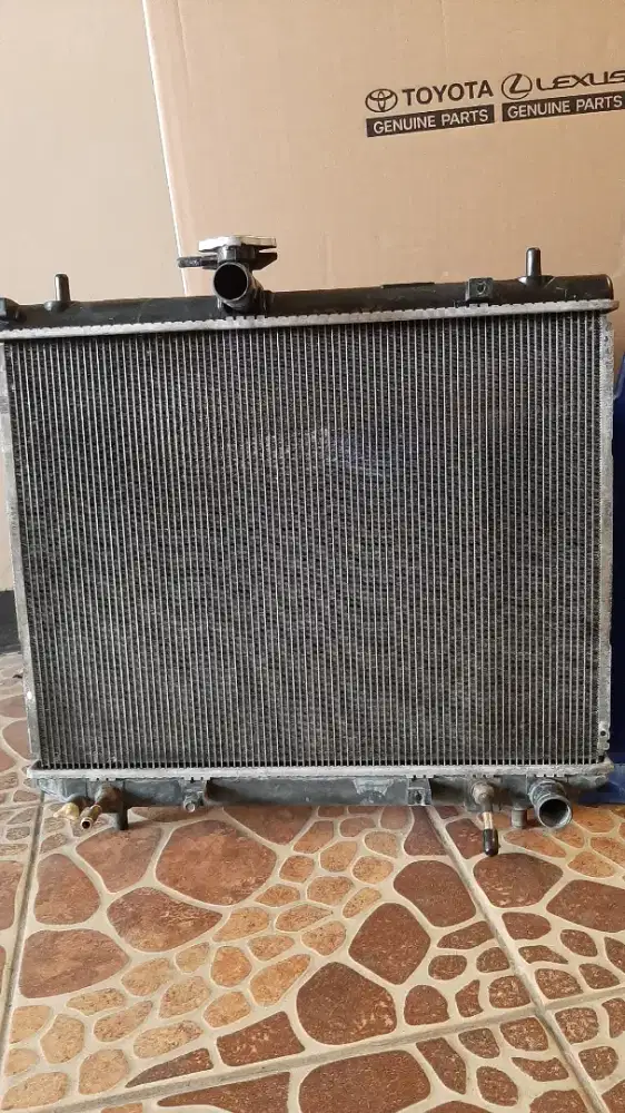 Radiator Avanza AT 2012