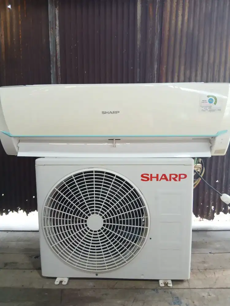 MENJUAL AC BEKAS 1/2 PK KOMPLIT