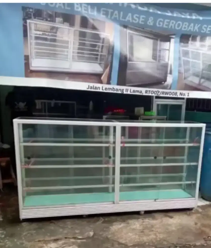 Etalase bekas 2 meter
