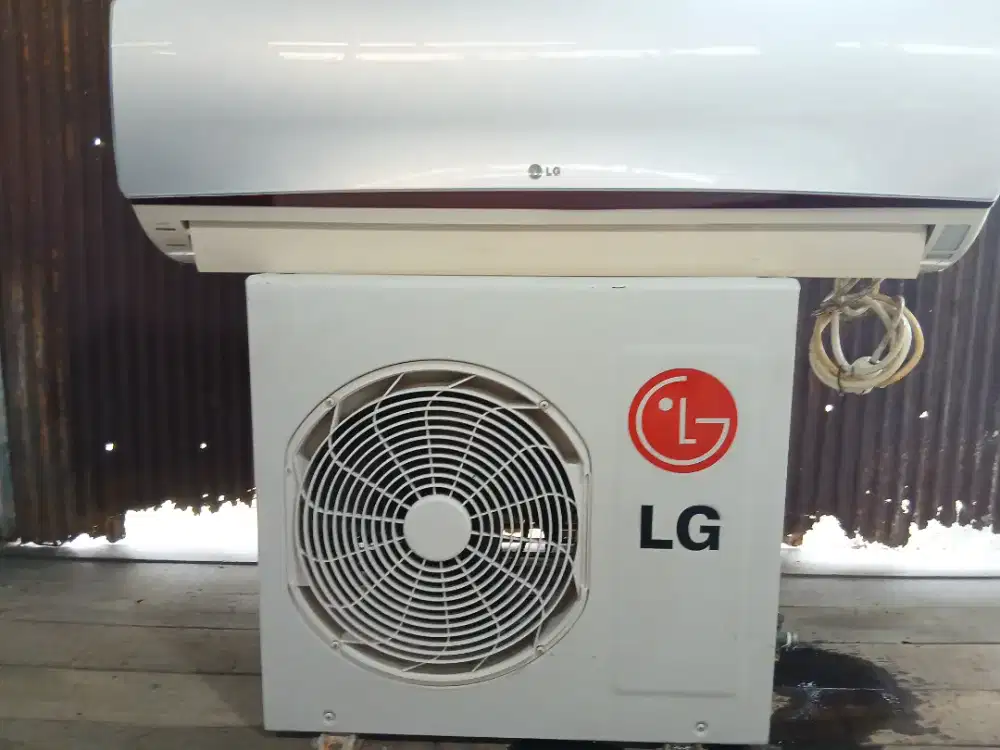DIJUAL AC BEKAS 1/2 PK GRATIS PASANG
