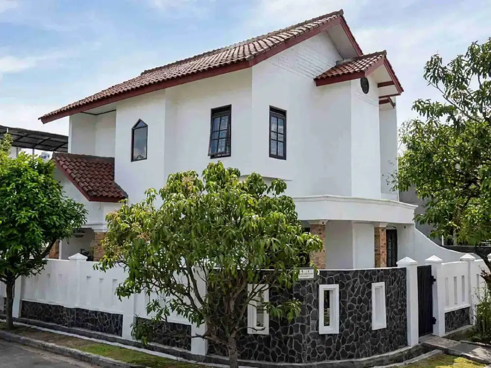 Fully furnished Disewakan rumah di Kawaluyaan Buahbatu Bandung pusat siap huni