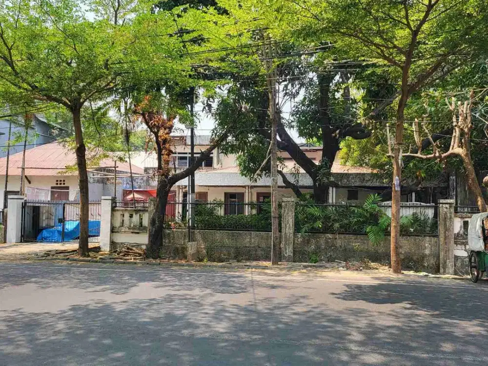 RUMAH TUA DI SUNGAI SADANG