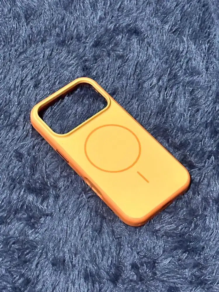 Case/Casing Orange Magsafe iPhone 17 Pro/18 Pro