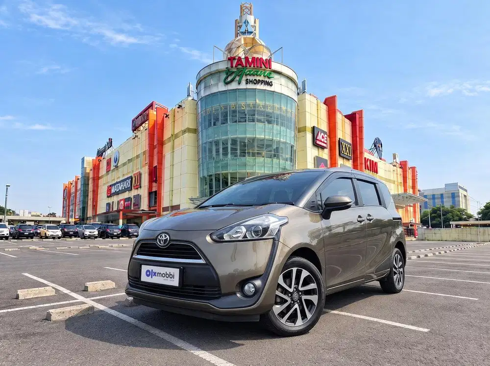 TDP RENDAH - Toyota Sienta 1.5 V Bensin-AT 2017 Coklat CVBKD