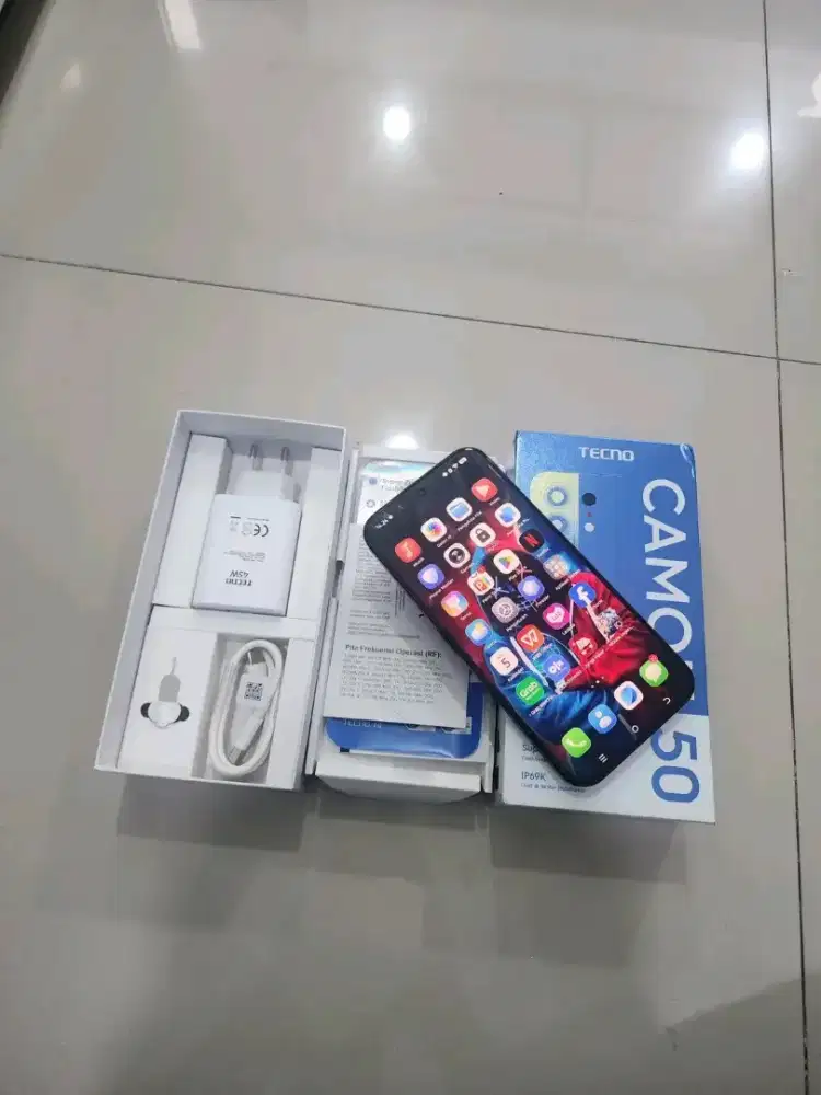 tecno Camon 50 8/256 mulus fullset orian