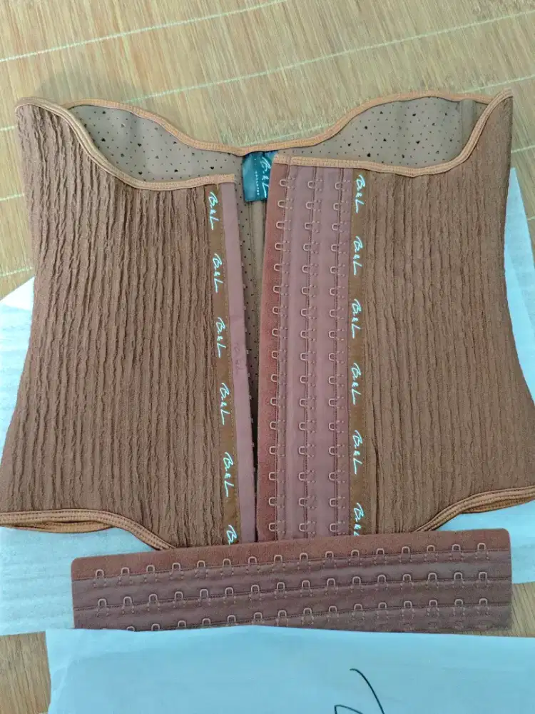 Like new Cikor korset