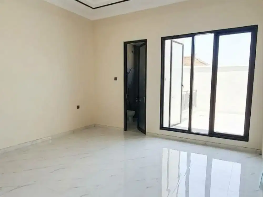 Rmh Baru Gress di Jln Utama MANYAR REJO Row Jln 3,5 Mbl, One Gate System