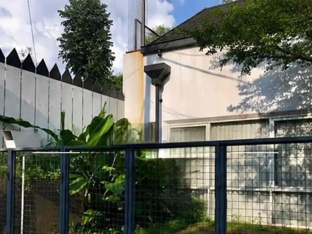 dijual rumah bagus 2 lantai siap huni dalam Komplek di Cikutra bandung
