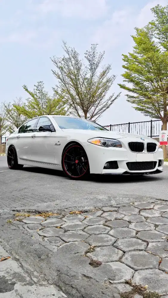 [CASH TERMURAH] BMW 535i 2010 Bensin