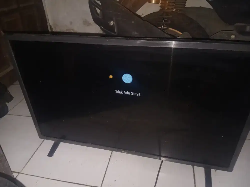 Edisi (Bu) Dijual TV LED LG 32 Inch (Model: 32LM550BPTA)