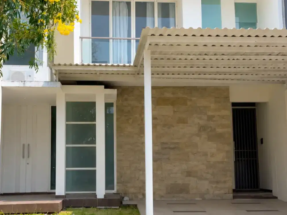 Rumah Pakuwon City Minimalis Palm Beach