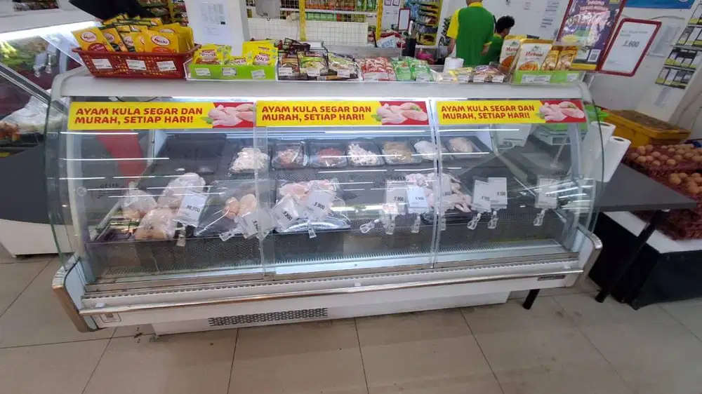 Showcase Refrigerated Showcase Aurora Sr 188-120-12 Sld 400 L (Bekas)