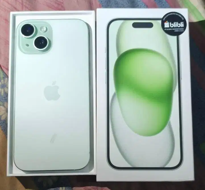 DI JUAL APPLE IPHONE 15 HIJAU GREEN 128gb FULLSET MULUS NOMINN