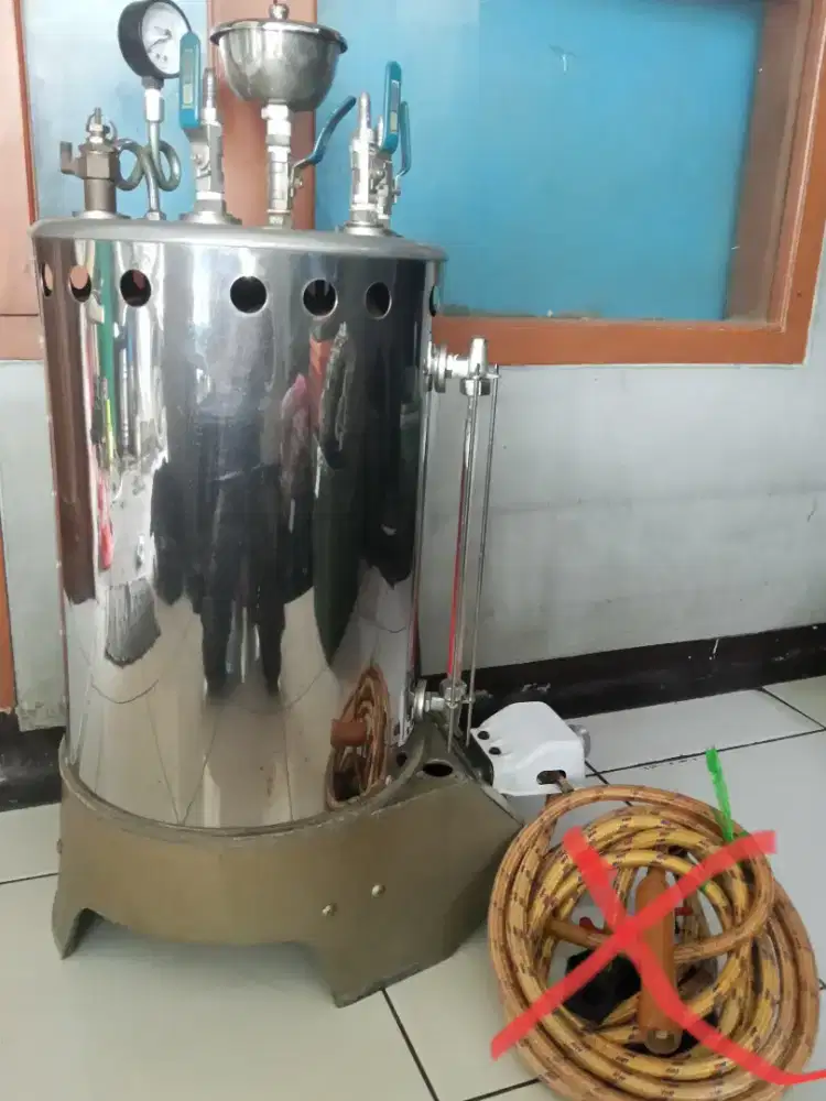 Setrika uap Anamoto 25 lt 95%