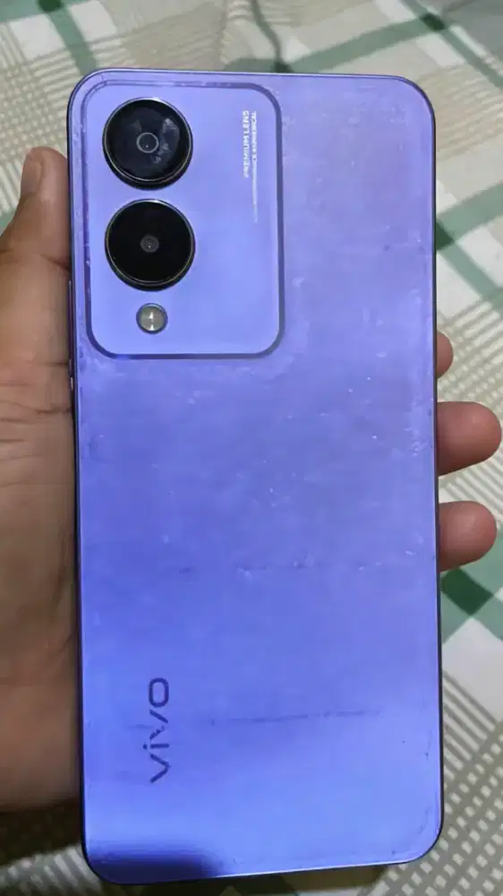 Jual BU Vivo Y17s 4+4/64 kondisi Normal. Batangan.