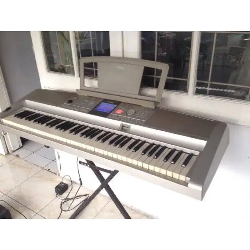 KEYBOARD YAMAHA DGX305