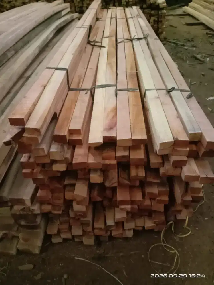 Kayu Meranti / Kayu MC ( 4x6x4m )
