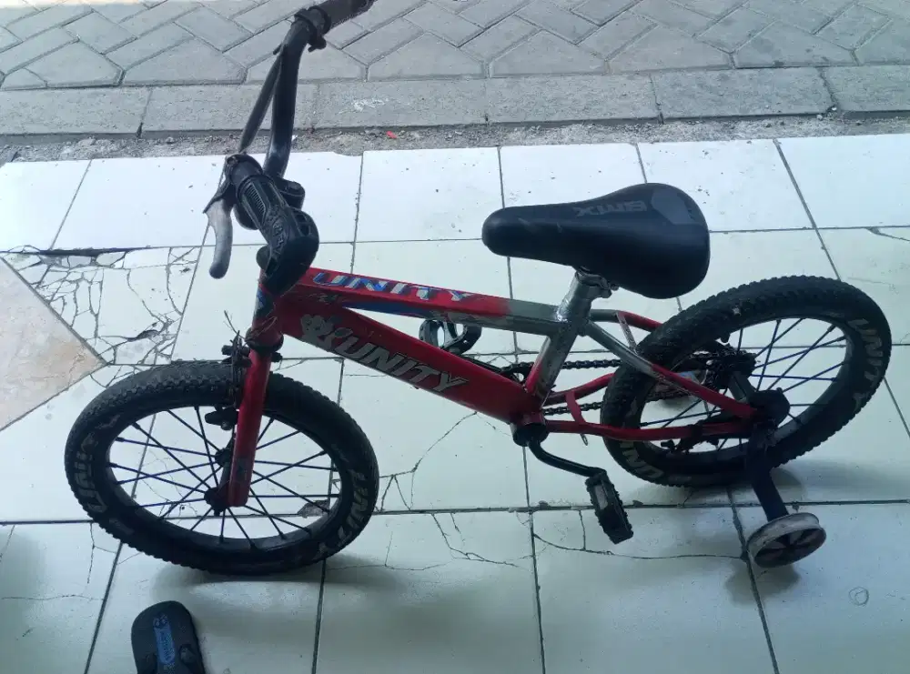 Sepeda anak uk 16