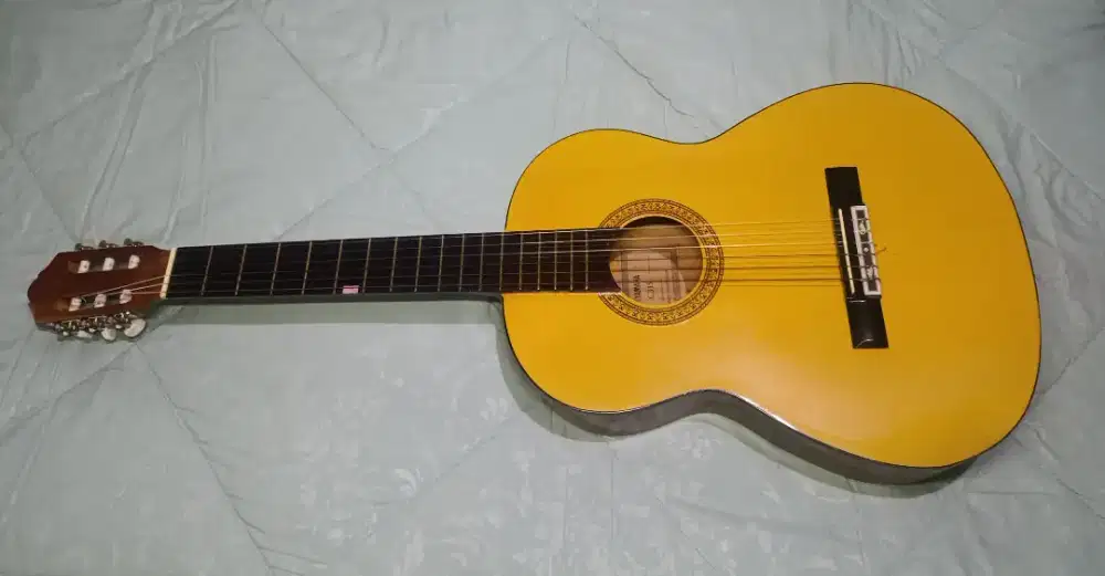 Jual Cepat Gitar Akustik