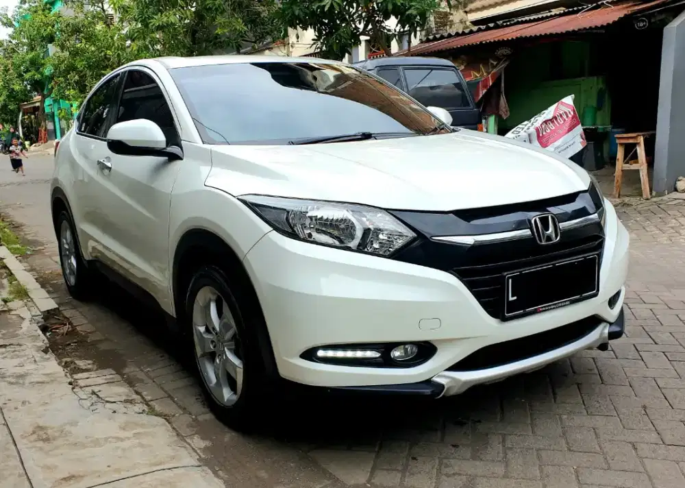 HRV E 1.5 AT ANTIK KM50rb KABIN100%ORSNIL CAT TG1 SPERTI BARU ISTIMEWA