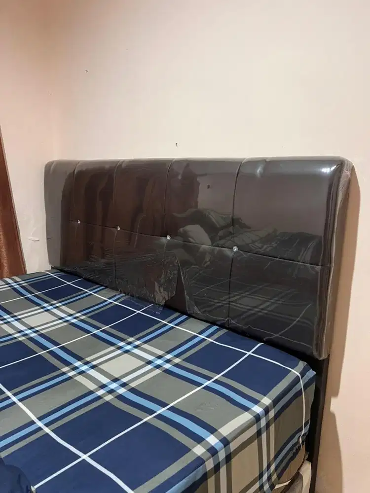Headboard Kasur 180x200