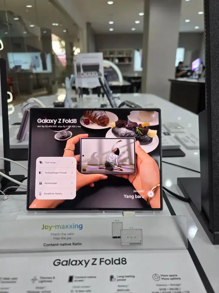 Samsung galaxy Fold8 ultra