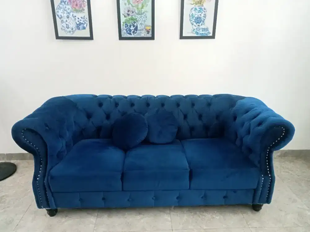 sofa bludru set dgn arm wing chair seperti foto