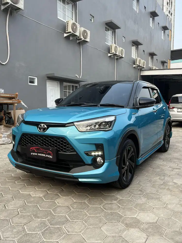 Toyota raize GR turbo 1.0 TSS AT 2022 twotone biru hitam,termurah