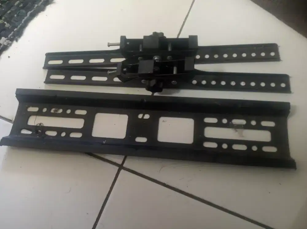 Jual bracket tv bekas samsung