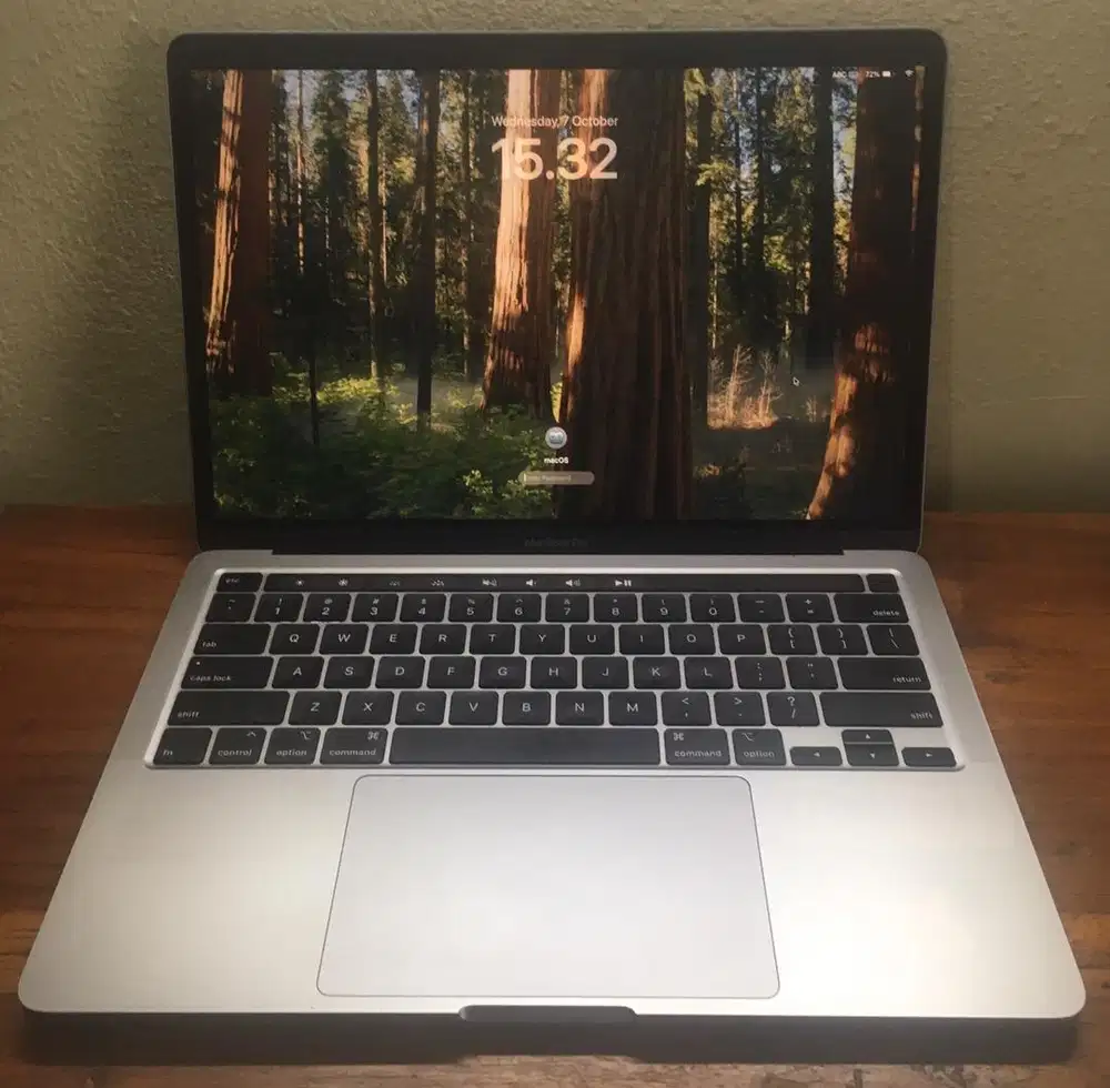 Macbook Pro Retina 13 inch 2020 Touchbar 8/256