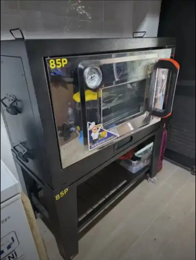 Jual murah oven gas zeppelin seri black 2 tray msh normal, 3,7jt nego