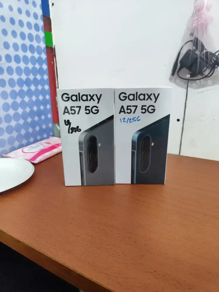 Samsung A57 12/256gbb
