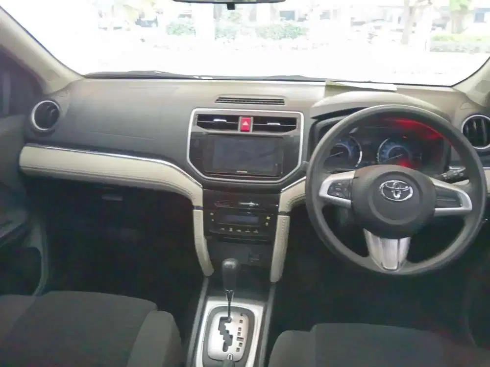 Toyota Rush 2023 siap.pakai