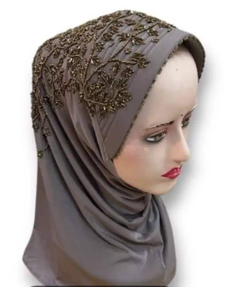 Cari yg mau pasang payet kerudung n kebaya sederhana