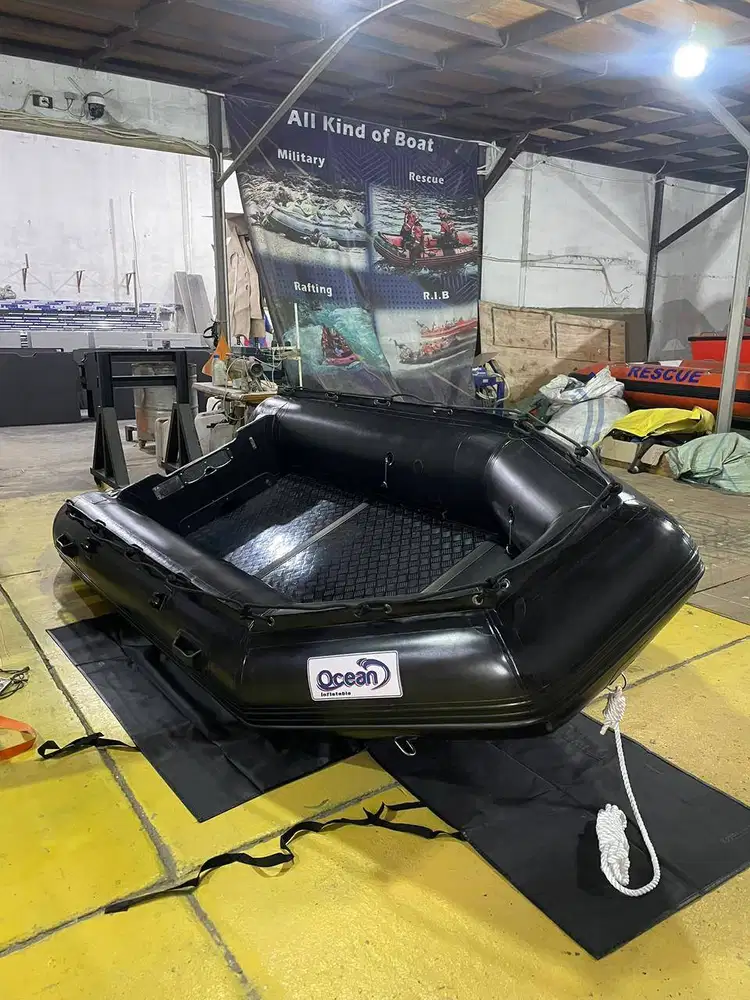 Perahu Karet LCR SAR Banjir Mancing PVC OCEAN 310 Kapasitas 4-5 Orang