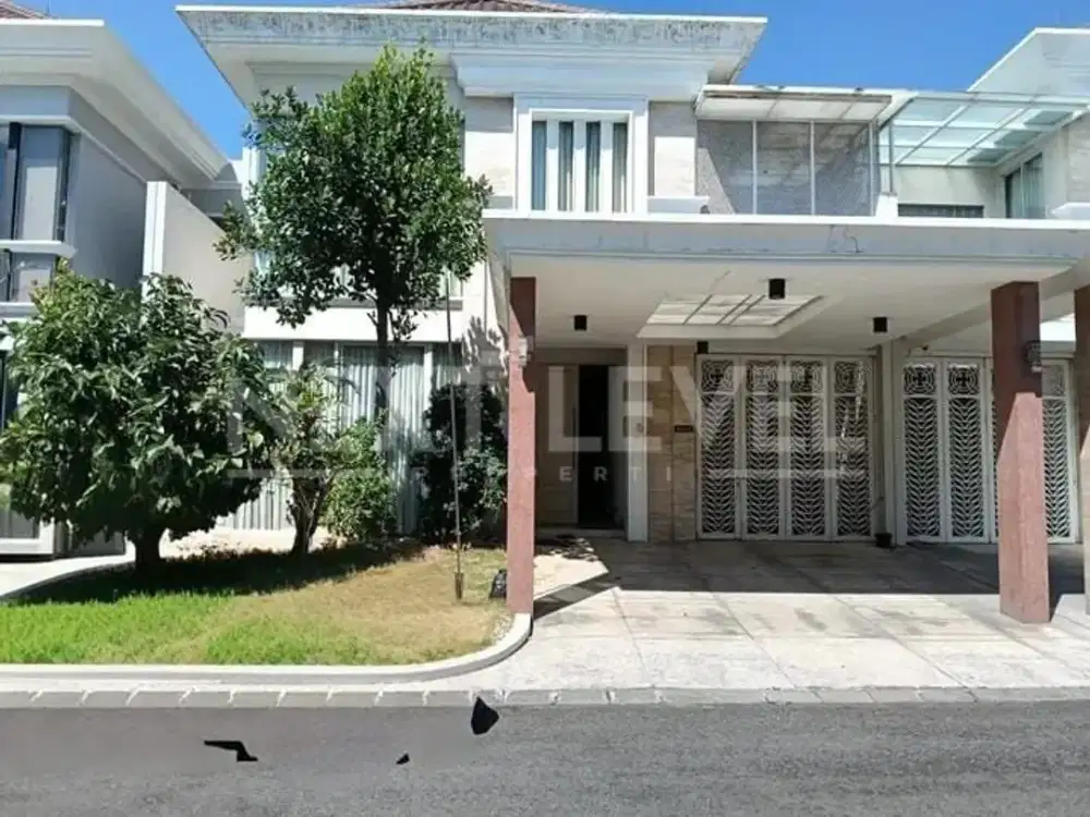 Dijual Rumah La Riz Wood Pakuwon Indah Minimalis Strategis Siap Huni