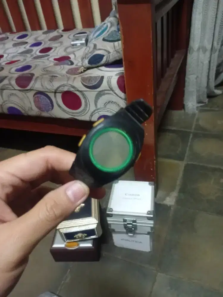 Jual jam puma kondisi mati batre habis