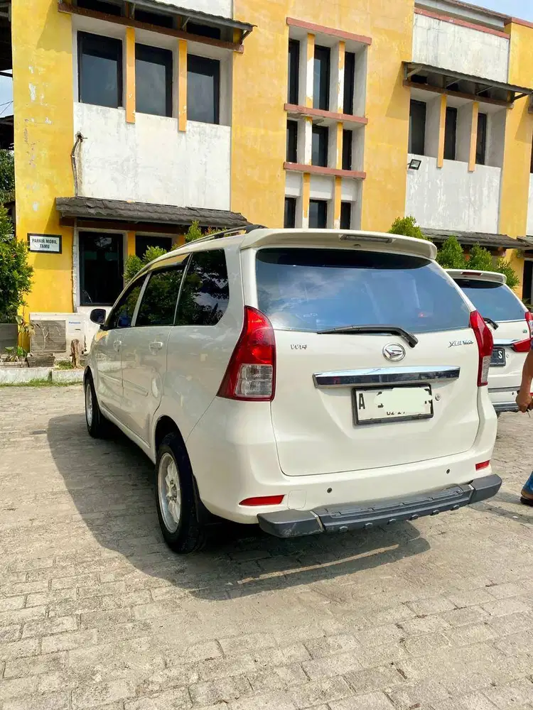 Xenia 2014 1000cc